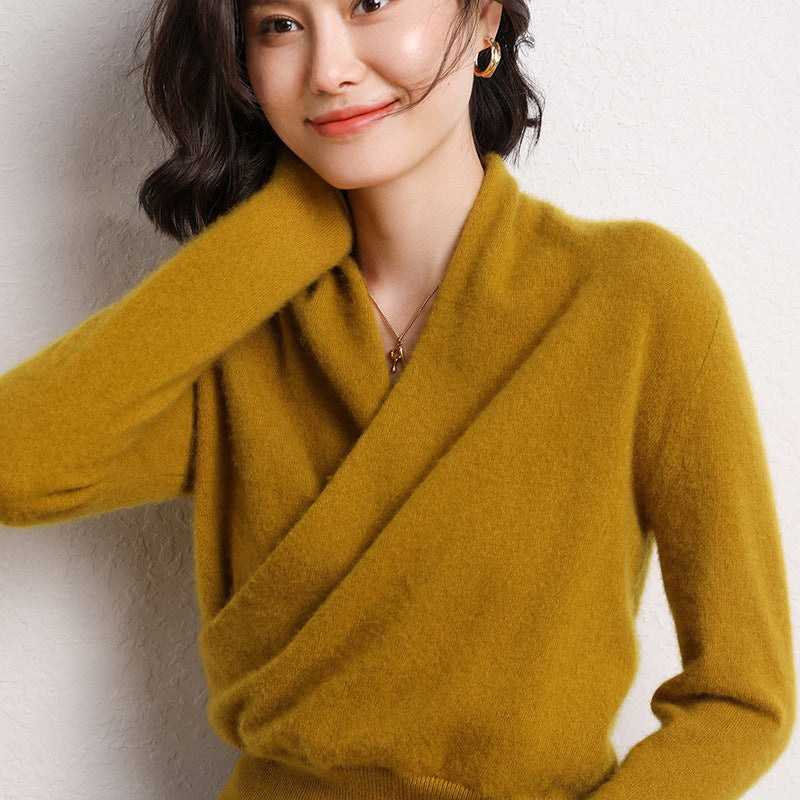 French Cross V-neck Cashmere Sweater